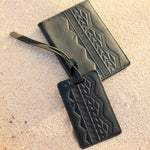 Manu - Luggage Tag