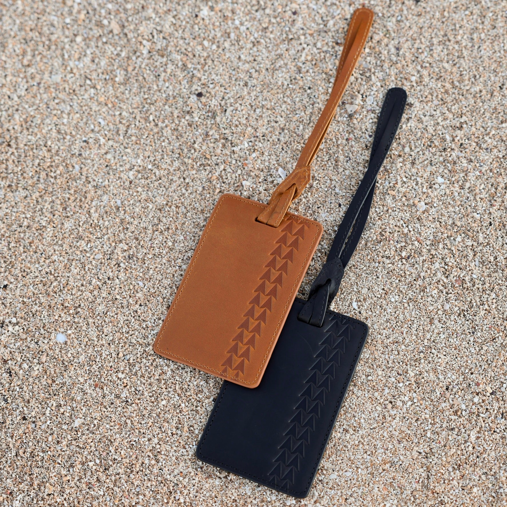Mālama - Black Luggage Tag