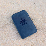 Moana - Magnetic Wallet Stand